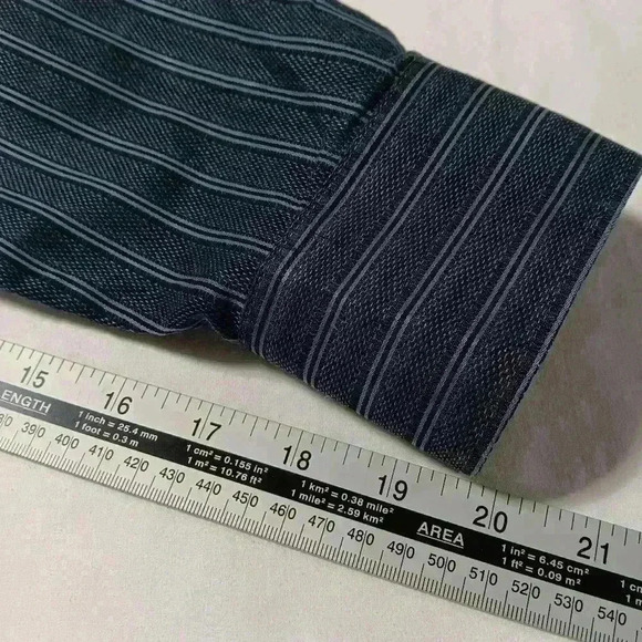 Tommy bahama button down  shirt. Men's M - Picture 5 of 7